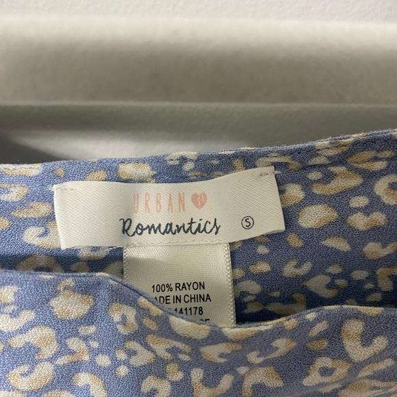 Blue blouse - Picture 2 of 3